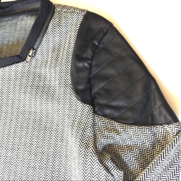 🖤NWT🖤 W118 by Walter Baker Black & White Top - Picture 3 of 8